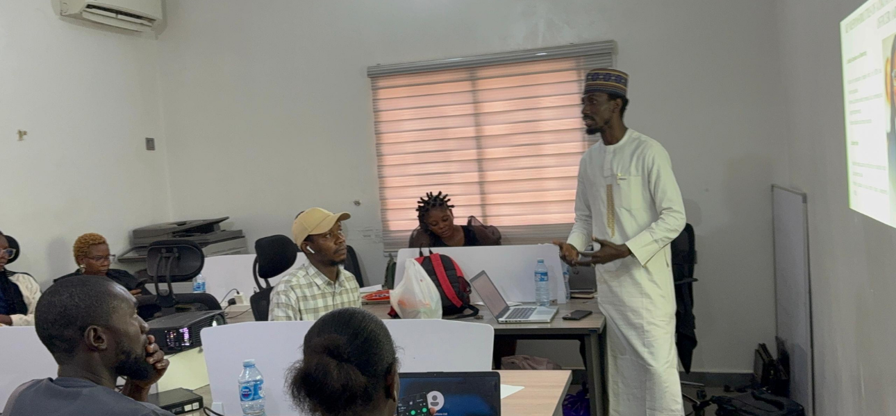 HexagonDPO privacy training session with participants